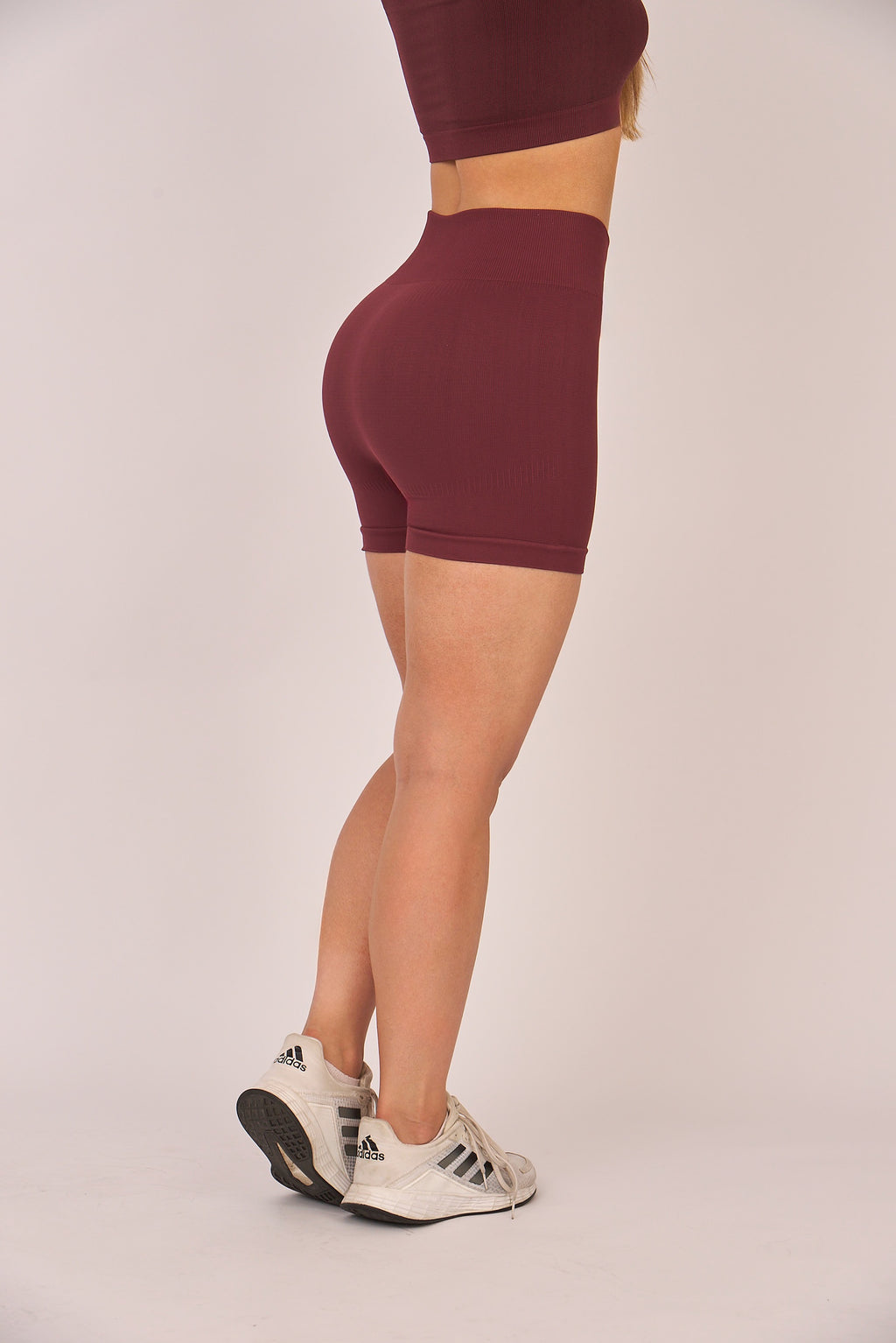 Short "Determinada"