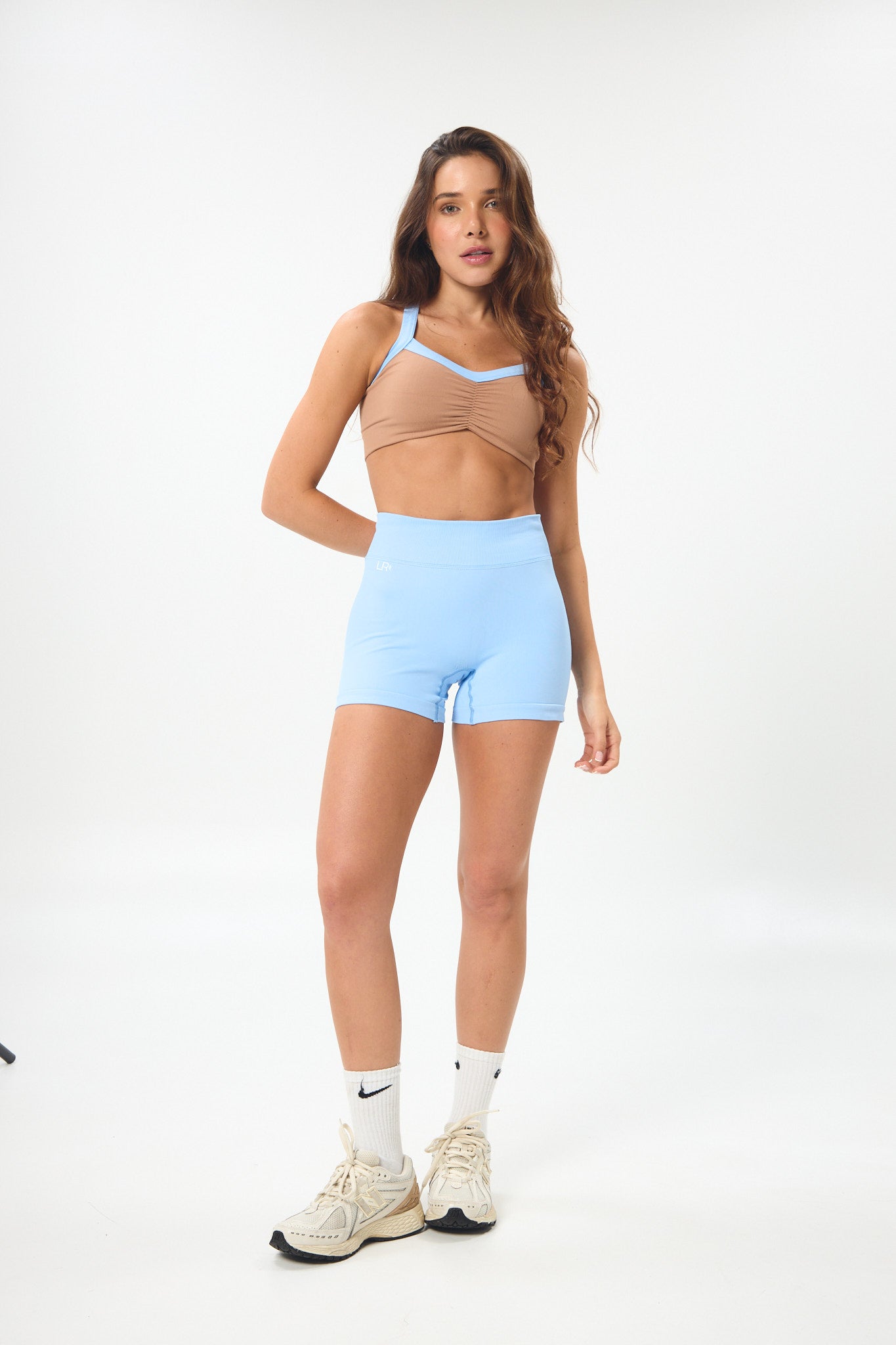 SHORT “EXITOSA”